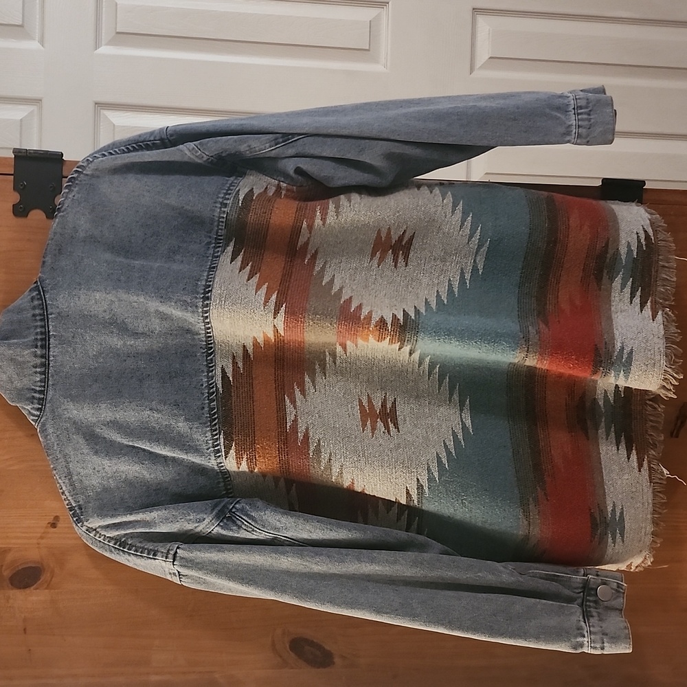 Western Shacket - image 3